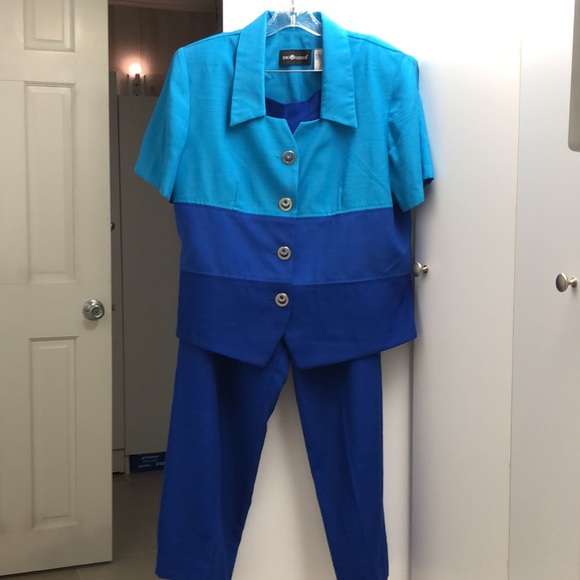 SAG HARBOR 2 PIECE PANTSUIT - Picture 11 of 14